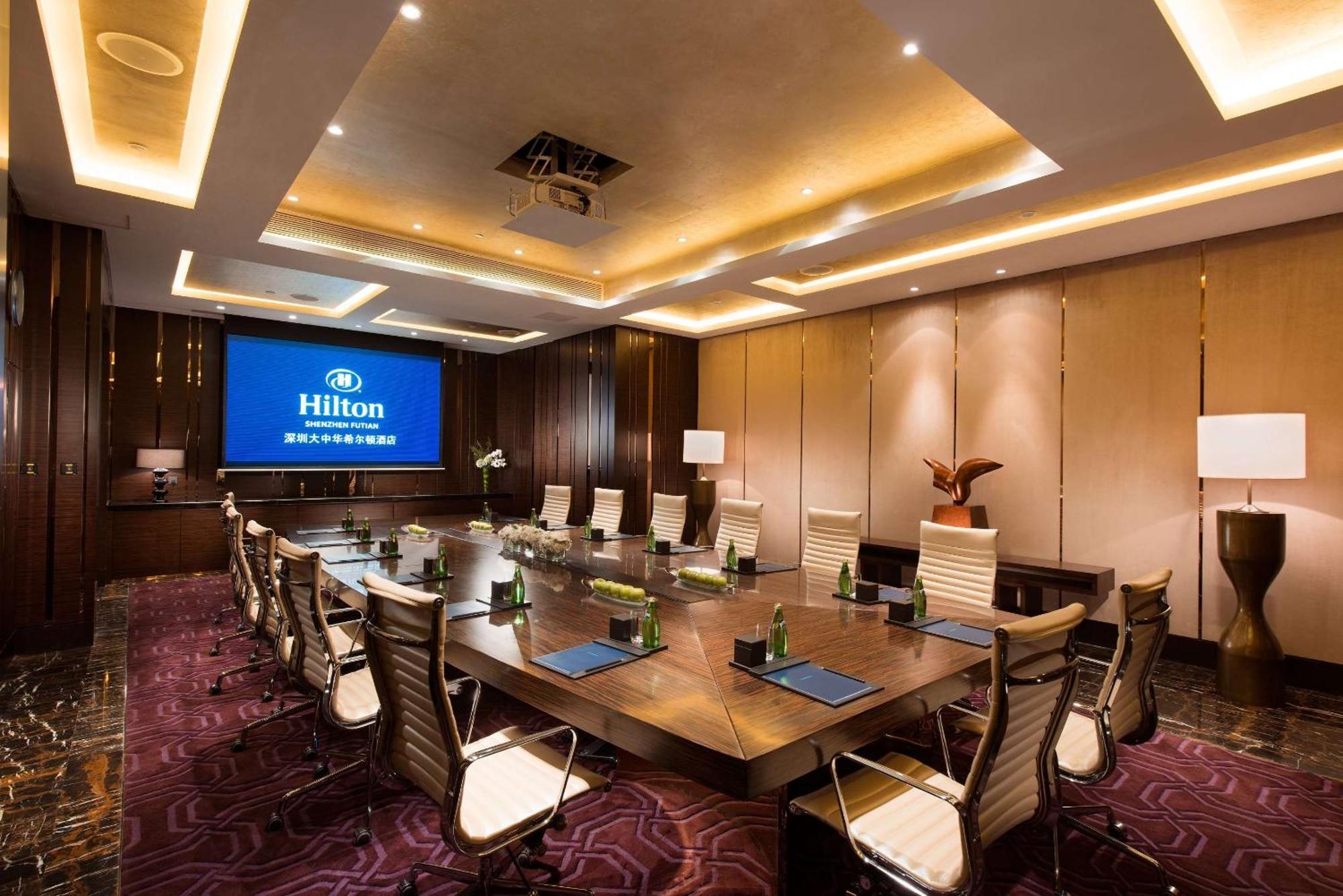Hilton Shenzhen Futian: Metro-Adjacent, Convention Center Proximity Hotel Exterior photo