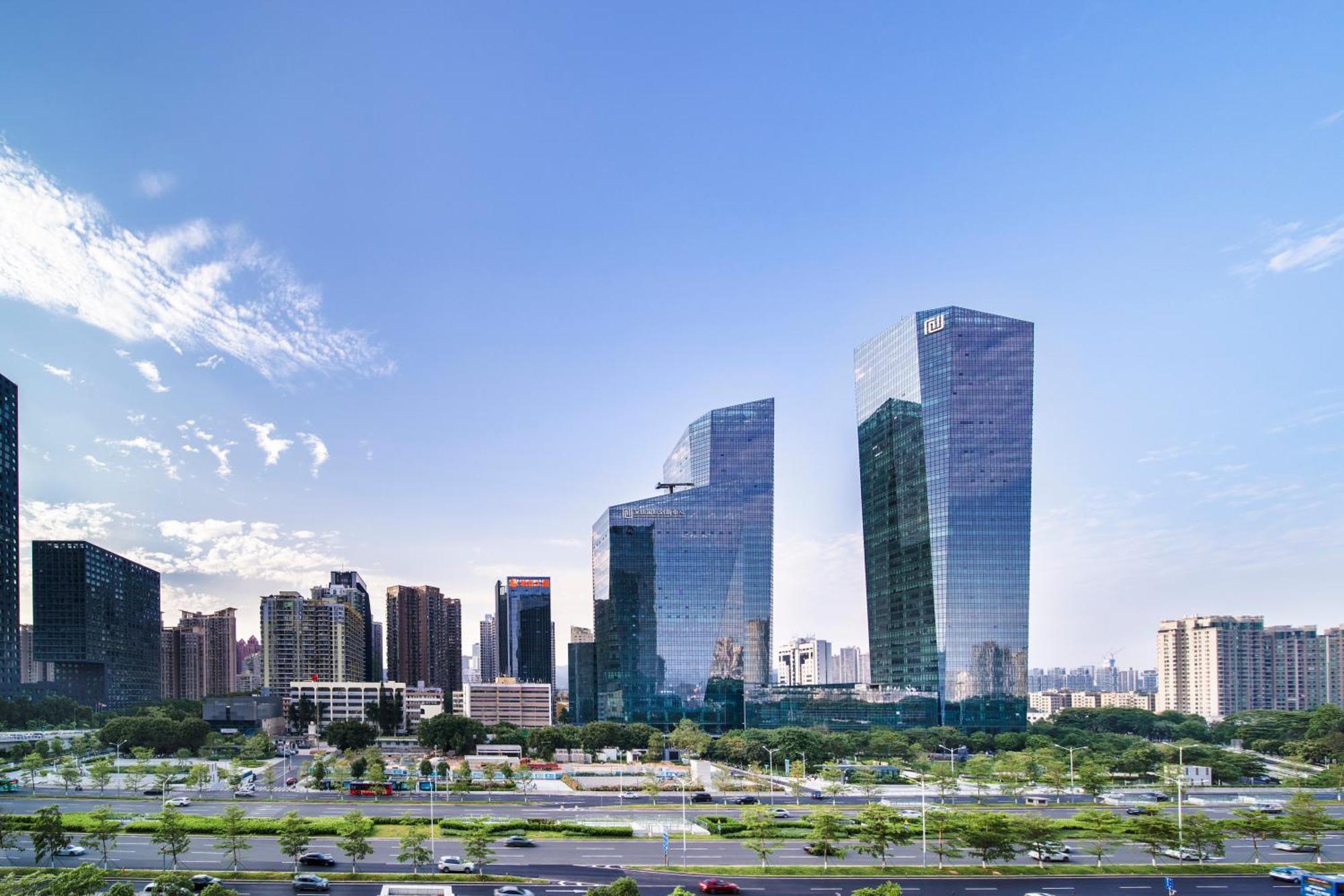 Hilton Shenzhen Futian: Metro-Adjacent, Convention Center Proximity Hotel Exterior photo